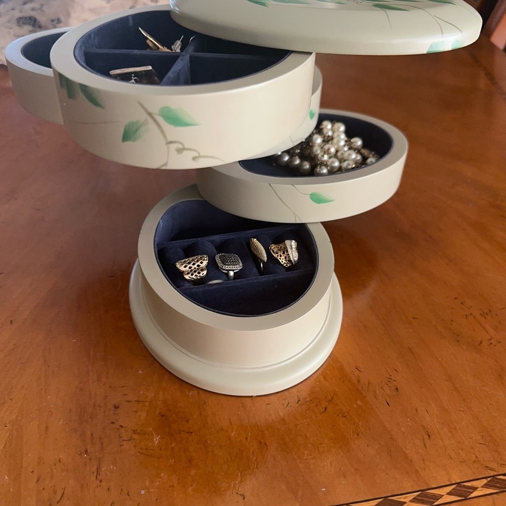 FLEX ZORN Floral Jewelry Box with Compartments - Picture 7 of 16
